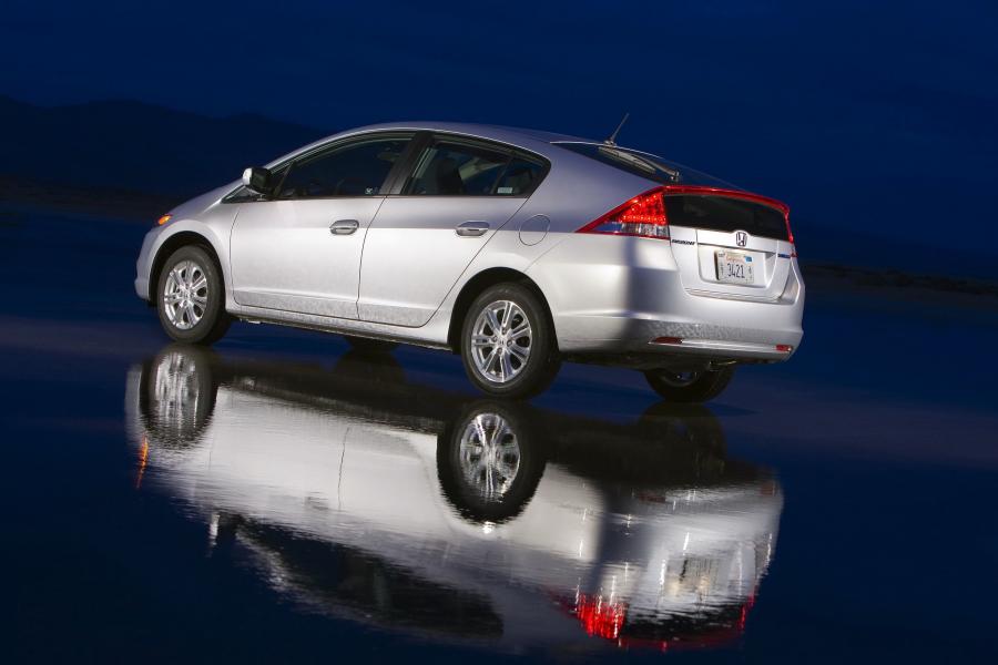  Honda Insight 2010 года  (US) (фото 18 из 25)